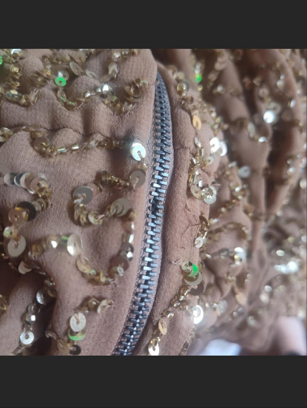 Alice & Olivia Kieran embroidered gold sequin draped dress. Size 12. - Picture 6 of 6
